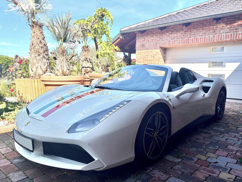 Ferrari 488, rok 2016, 14 500 km, TOP stav